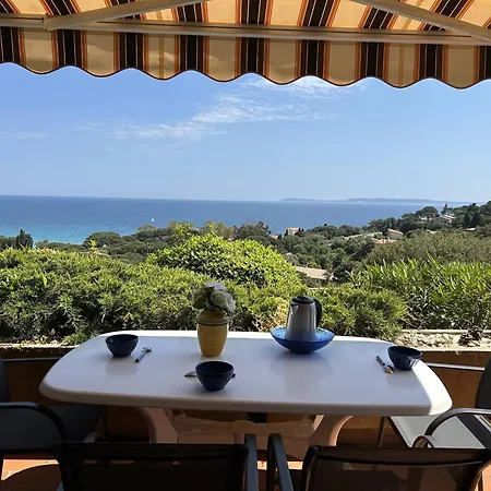 Apartment T2 4 Pers, Vue Mer, Parking Prive, Saint-clair - Fr-1-251-932 Le Lavandou